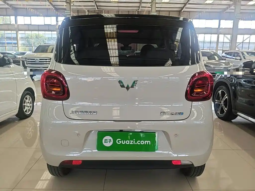Wuling MINIEV — миниатюра 6