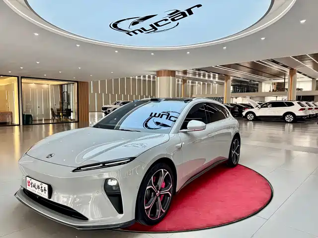 NIO NIO ET5T 2024
