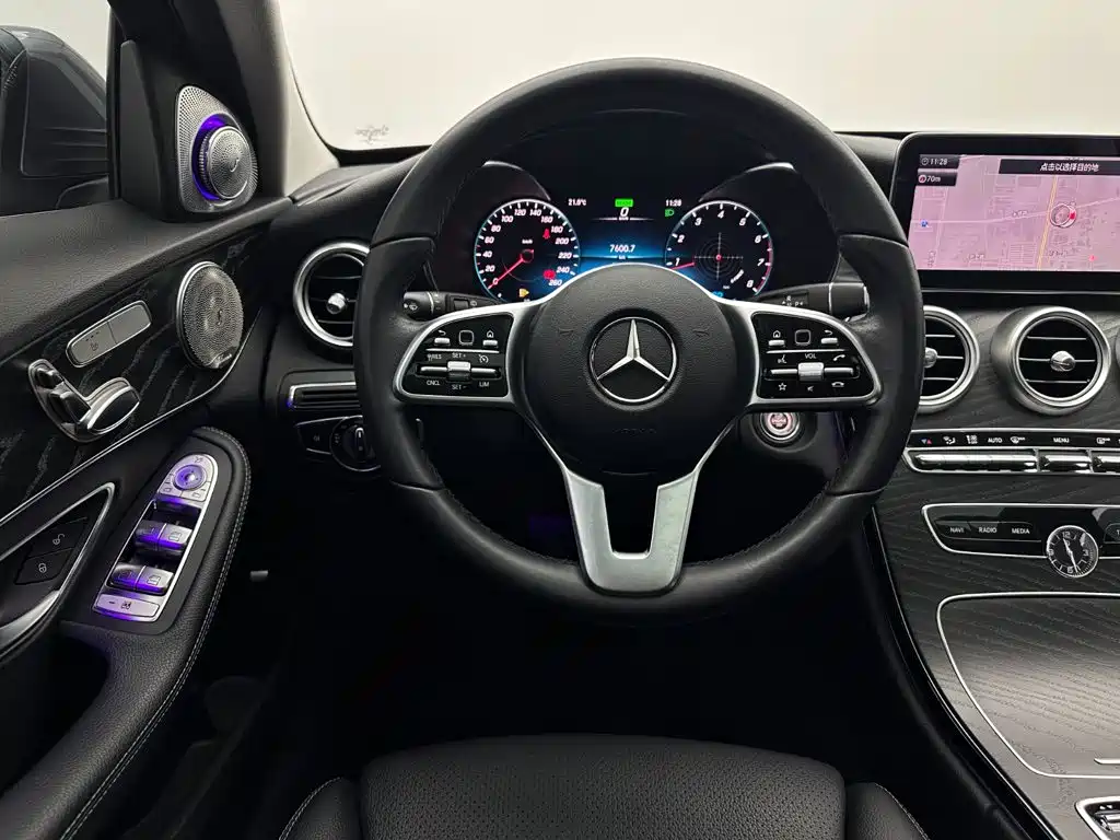 Mercedes-Benz C-Class (Import) — миниатюра 9