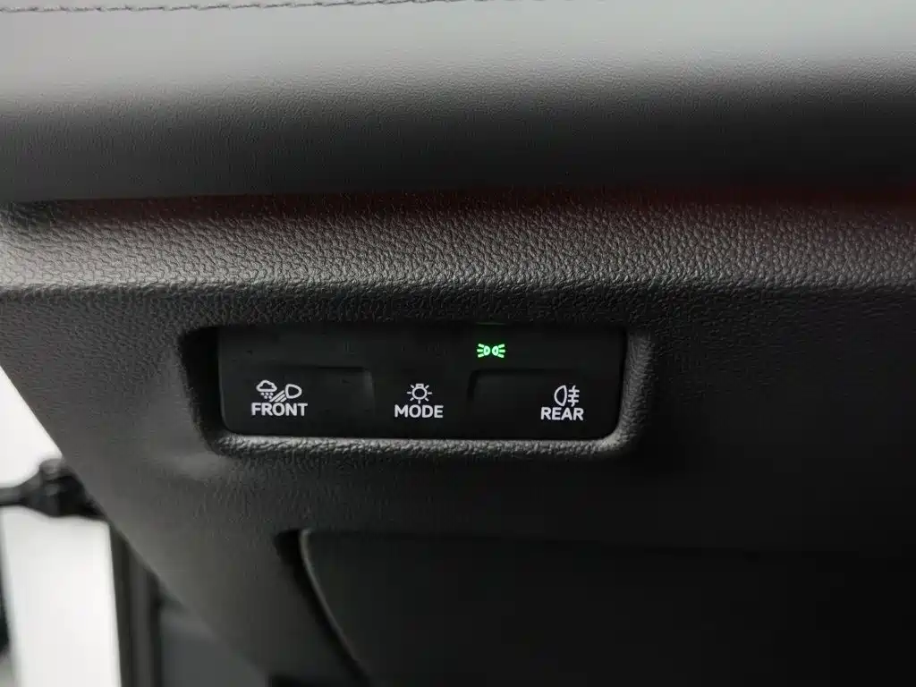 Volkswagen Tiguan L — миниатюра 21