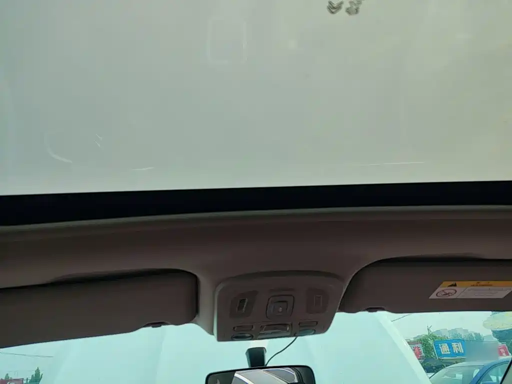 Citroen C4L — миниатюра 18