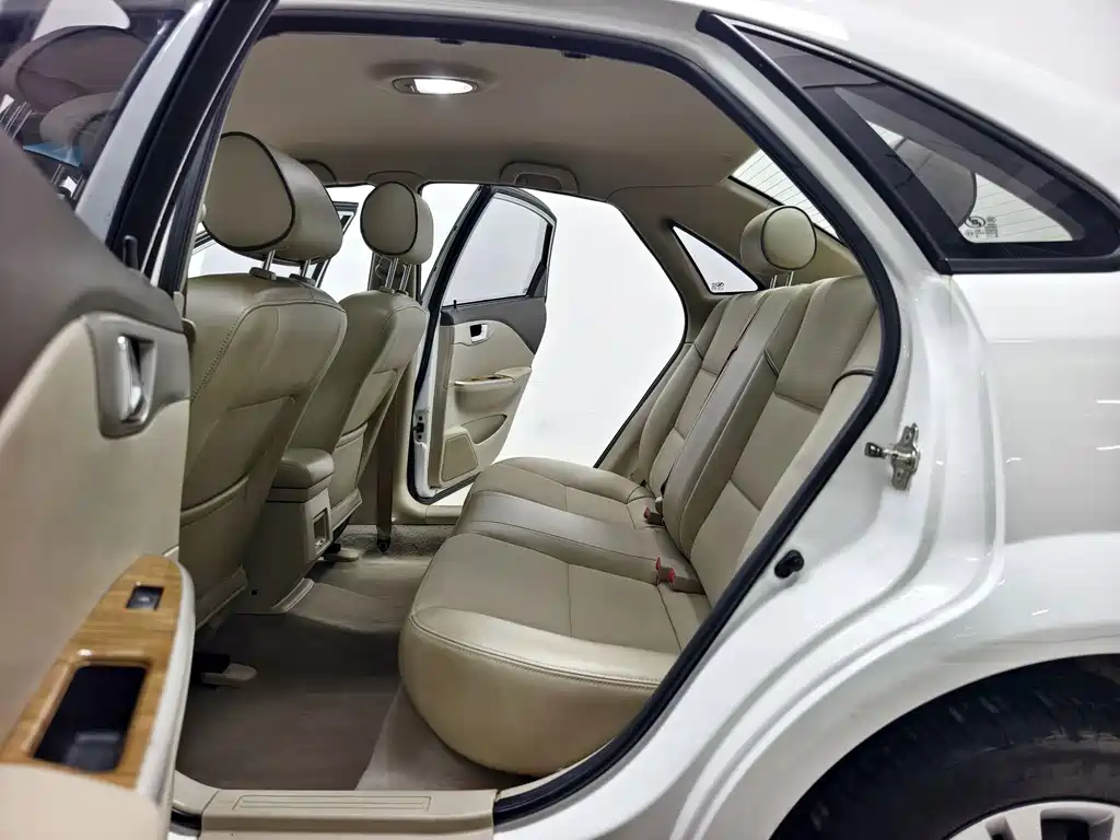 Buick Excelle — миниатюра 12