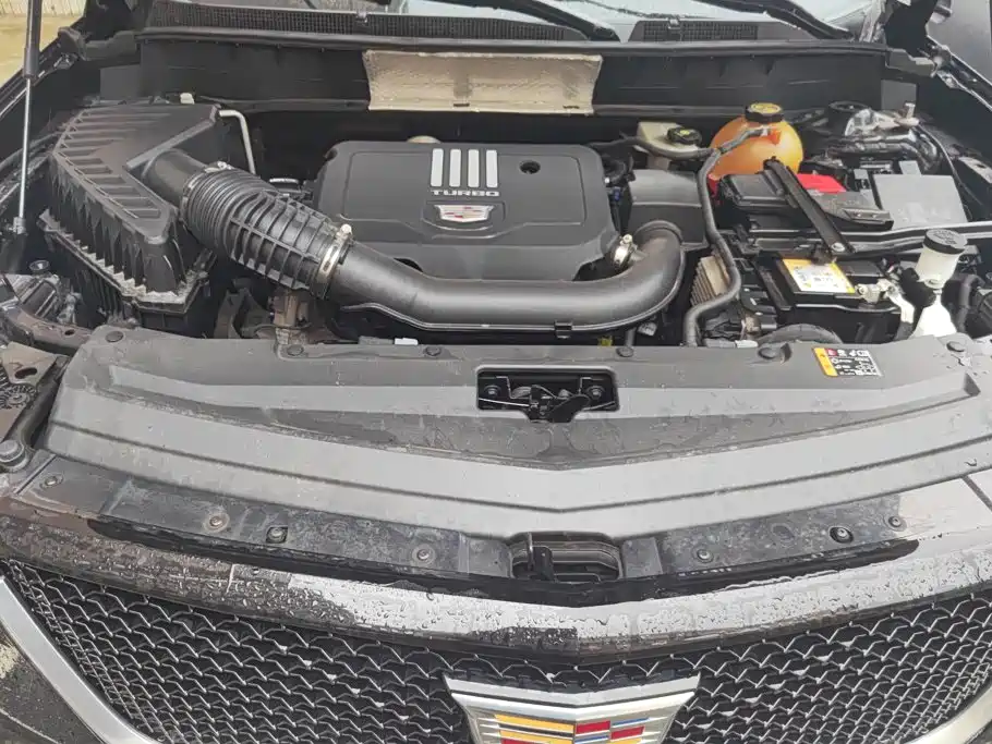 Cadillac XT6 2020 28T мест Luxury
