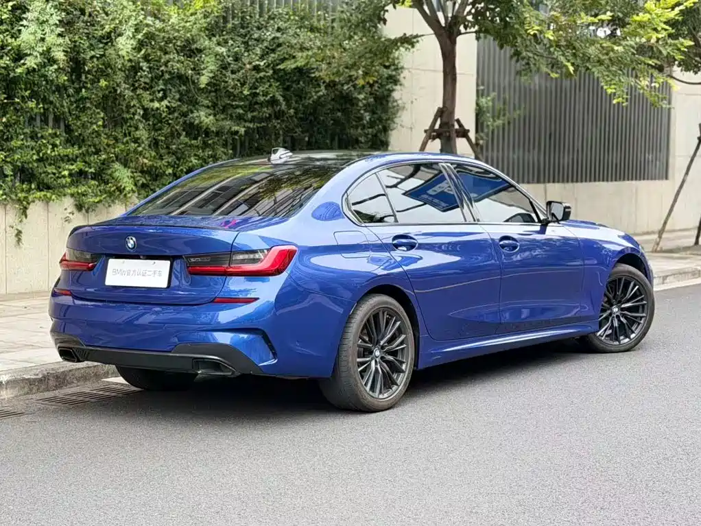 BMW 3 Series — миниатюра 3