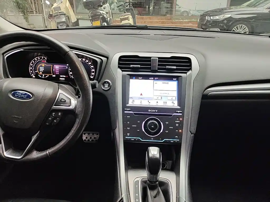Ford Mondeo — миниатюра 13