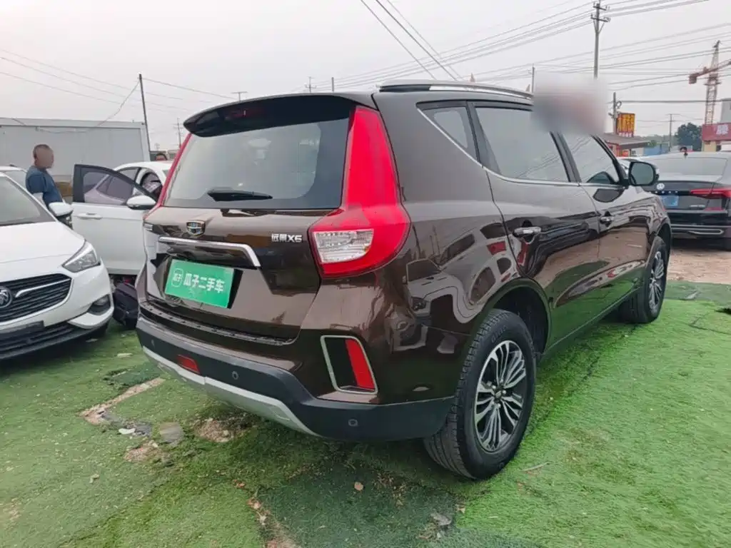 Geely Vision X6 — миниатюра 7