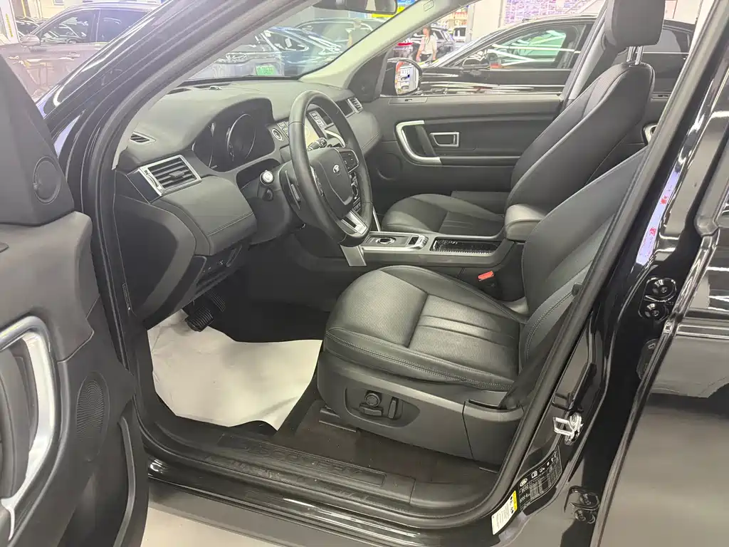 Land Rover Discovery Sport — миниатюра 4