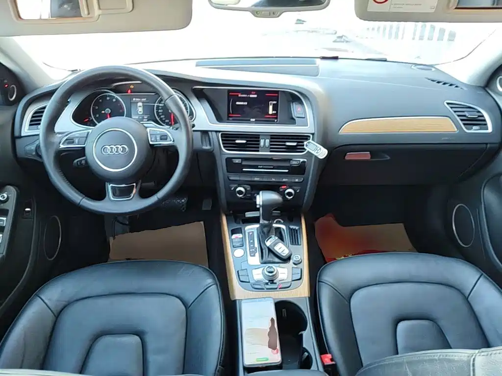 Audi A4L — миниатюра 10