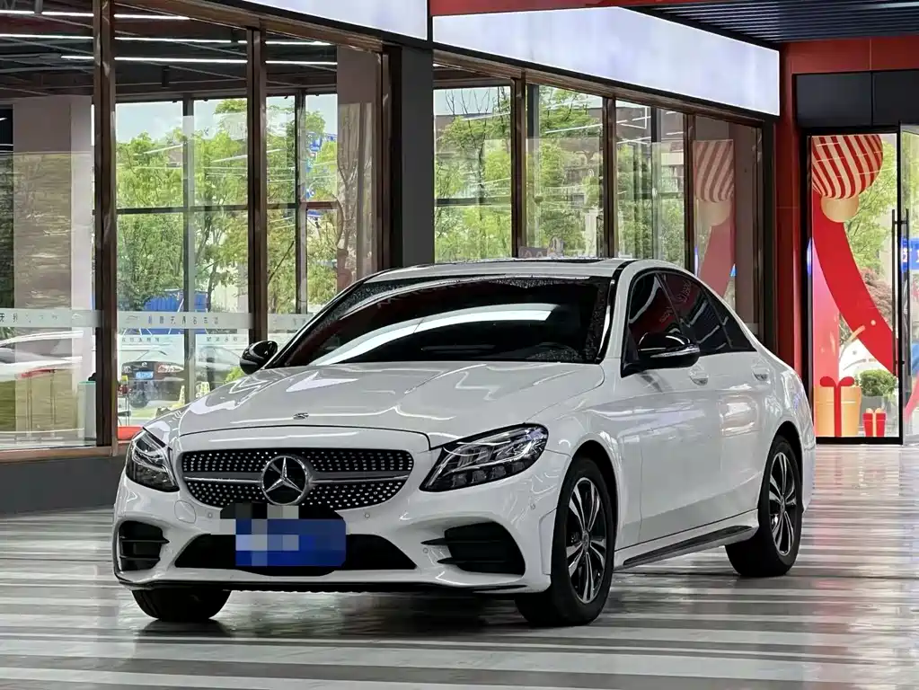 Mercedes-Benz C-Class 2019