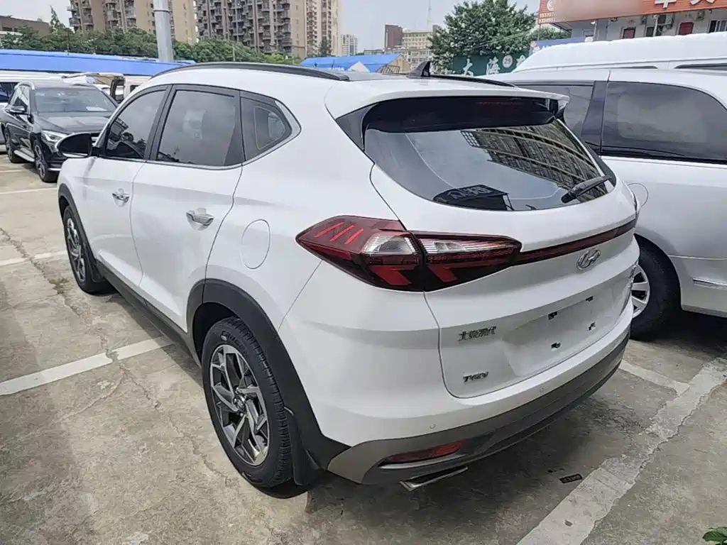 Hyundai Tucson — миниатюра 5