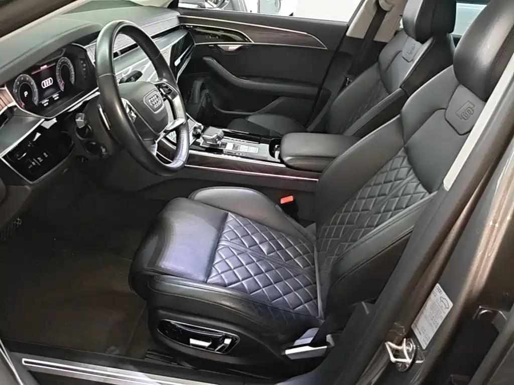 Audi A8 — миниатюра 15