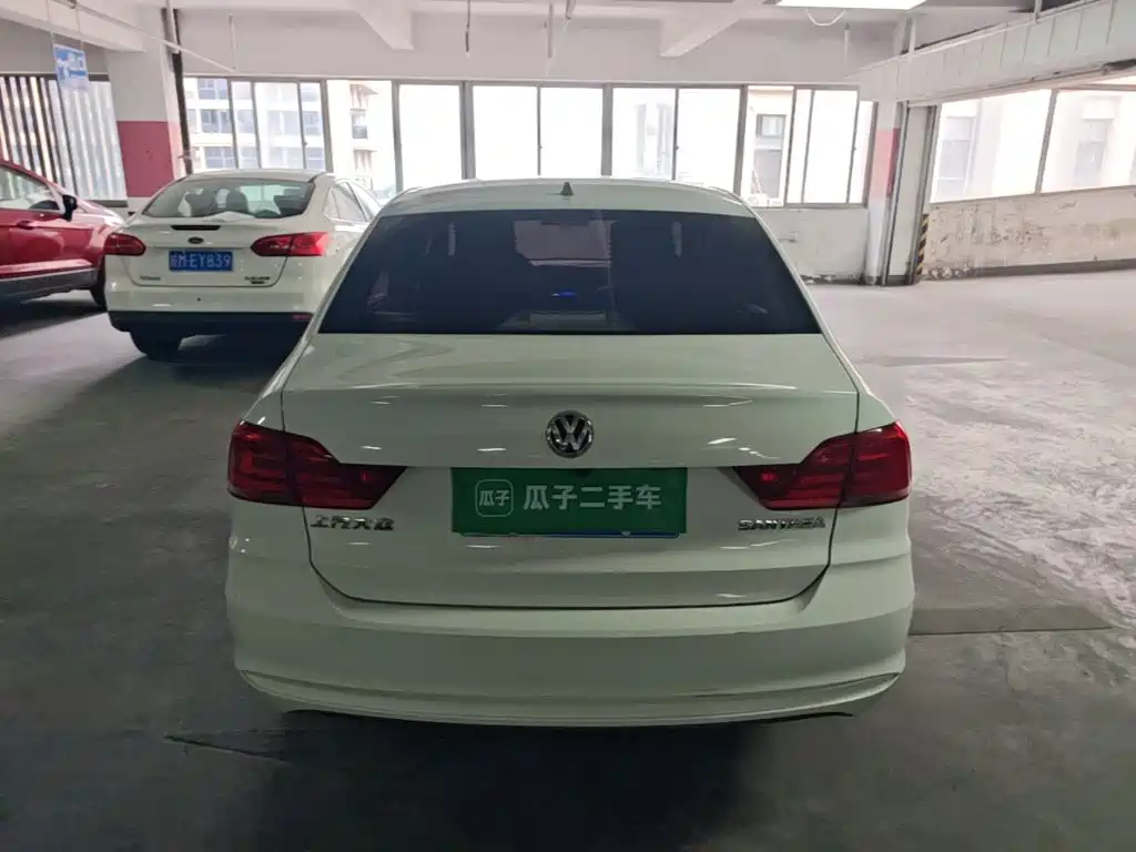 Volkswagen Santana — миниатюра 6
