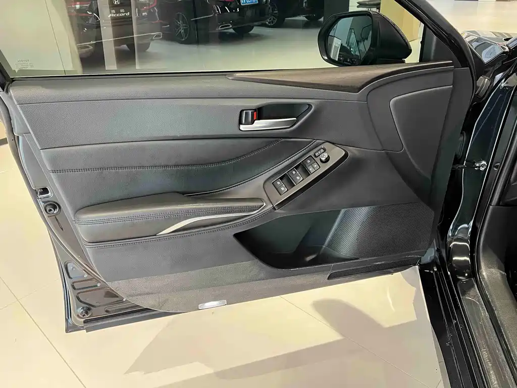 Toyota Avalon 2023 2.5L Luxury