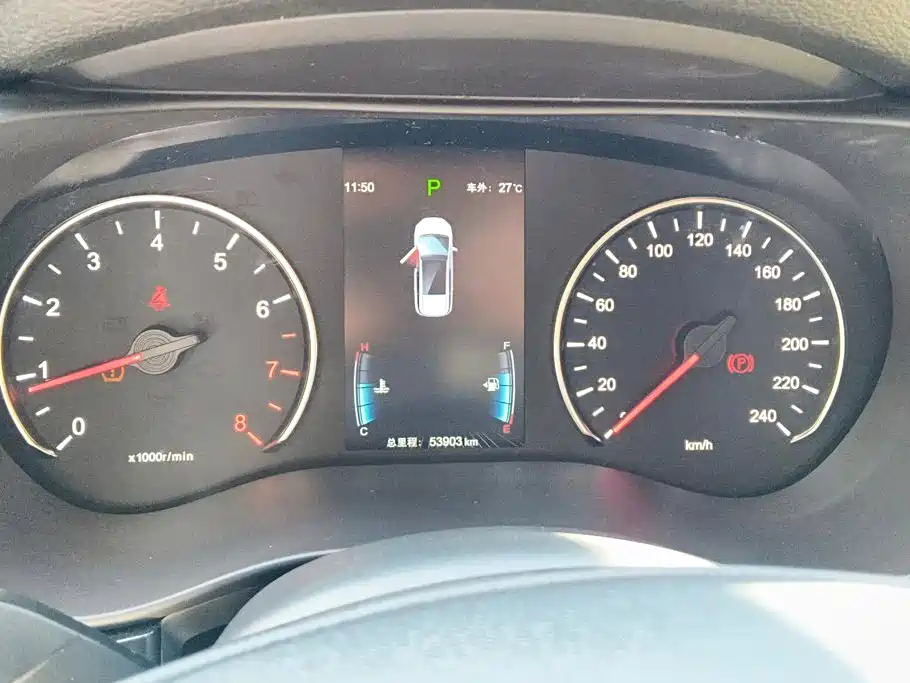 BYD MAX — миниатюра 13