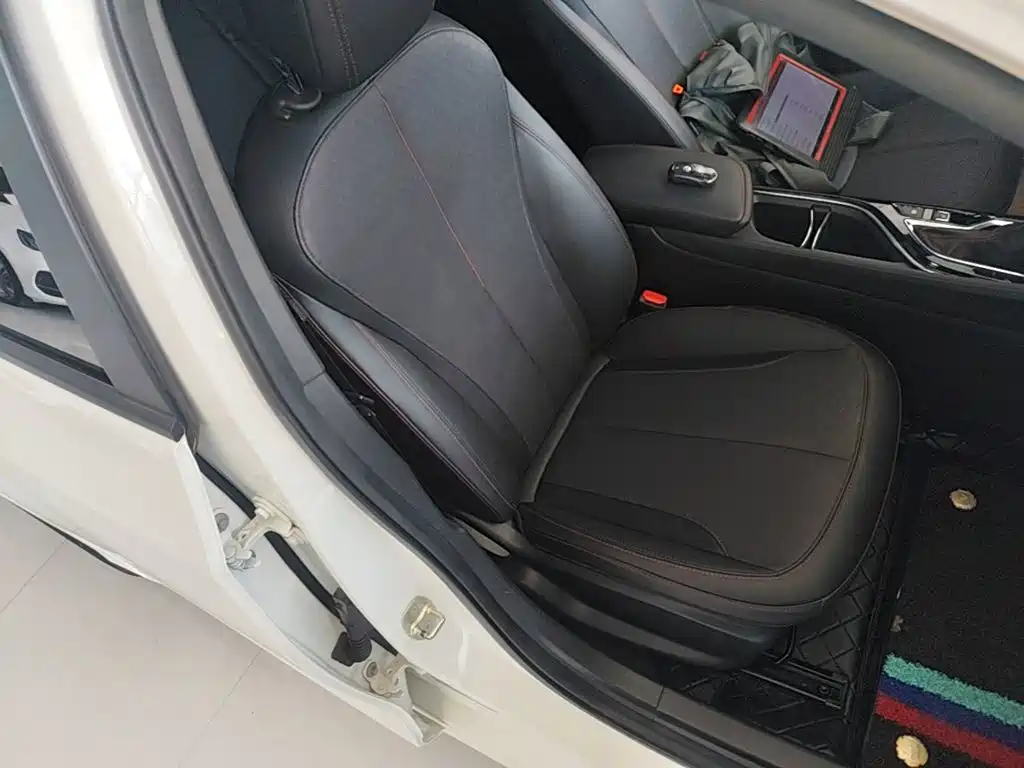 Buick Verano — миниатюра 25