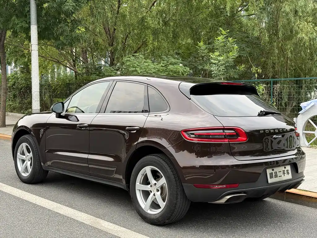 Porsche Macan 2016 Macan 2.0T