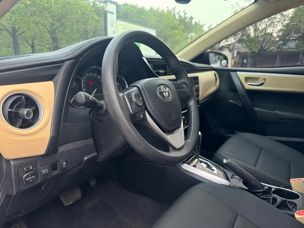 Toyota Corolla — миниатюра 9