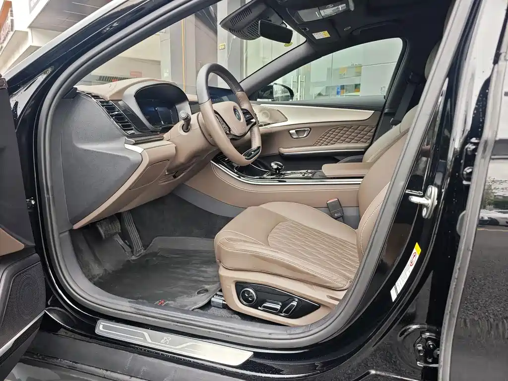 BYD Han — миниатюра 6