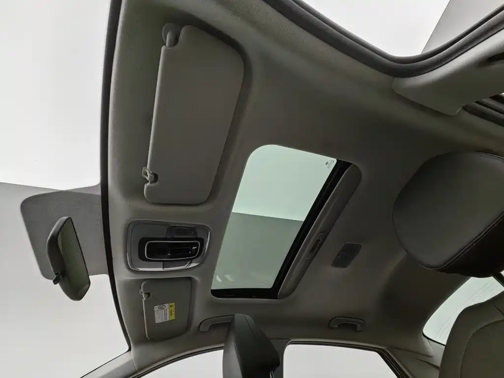 Hyundai Elantra — миниатюра 14