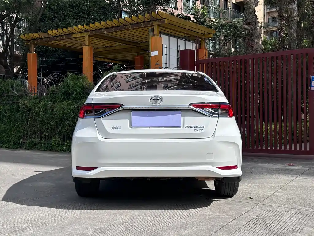 Toyota Corolla — миниатюра 17