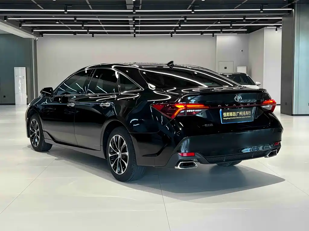 Toyota Avalon 2023 2.5L Luxury