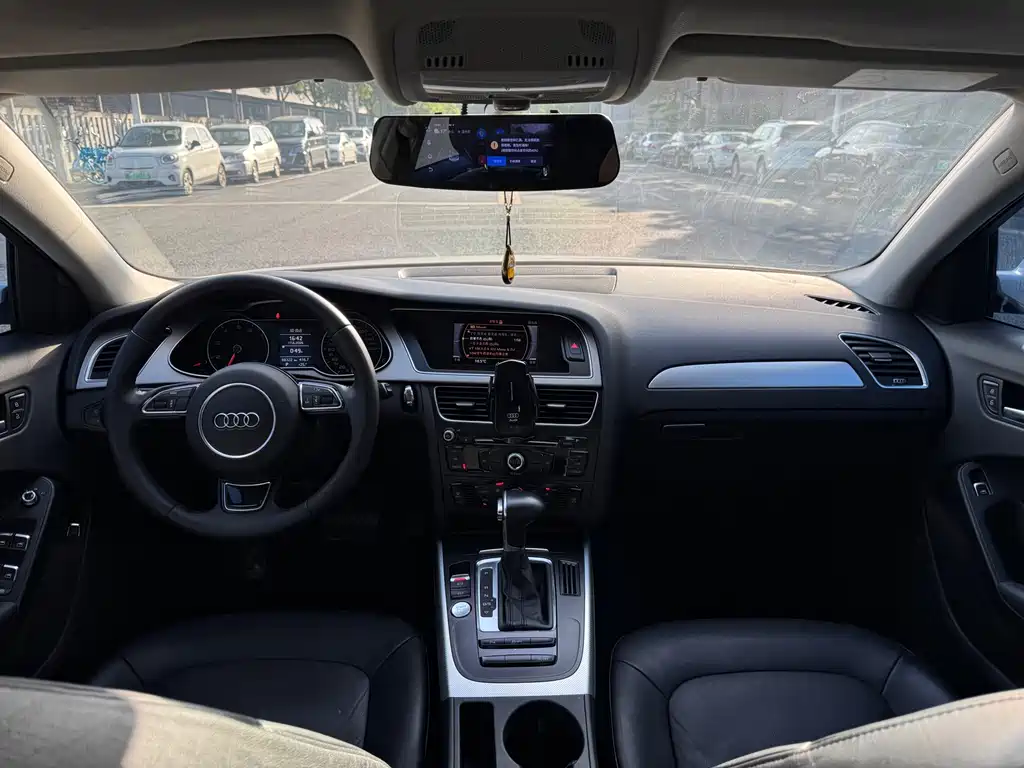 Audi A4L 2013 35 TFSI AT