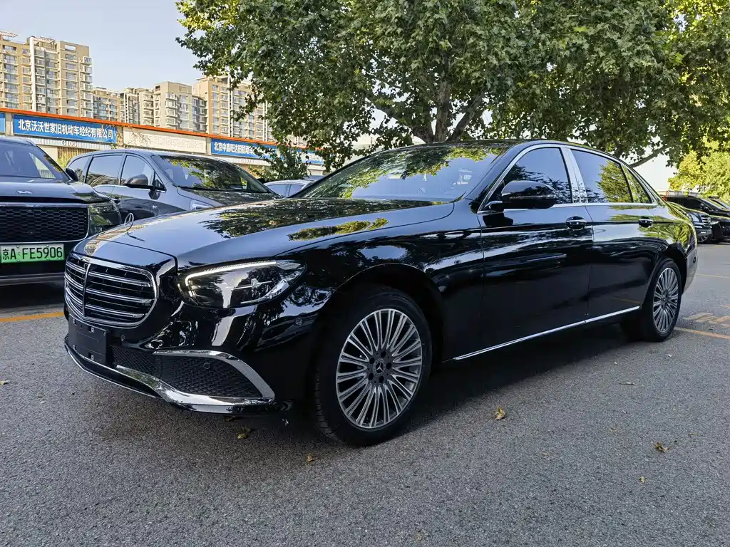 Mercedes-Benz E-Class 2023