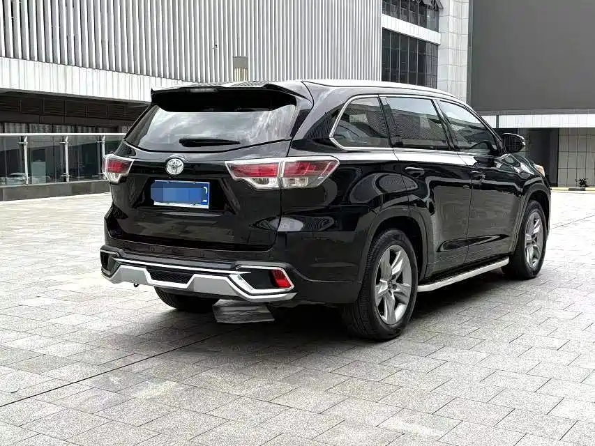 Toyota Highlander — миниатюра 8