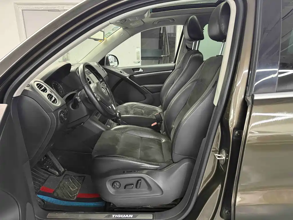 Volkswagen Tiguan 2015 2.0TSI AT Flagship