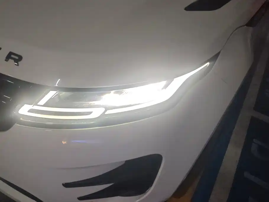 Land Rover Evoque — миниатюра 5