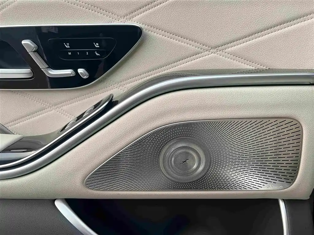 Mercedes-Benz S-Class — миниатюра 4