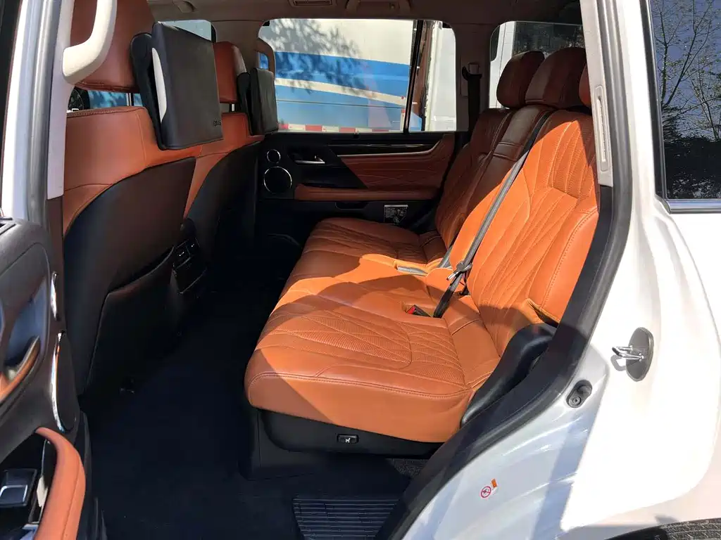 Lexus LX 2019 570