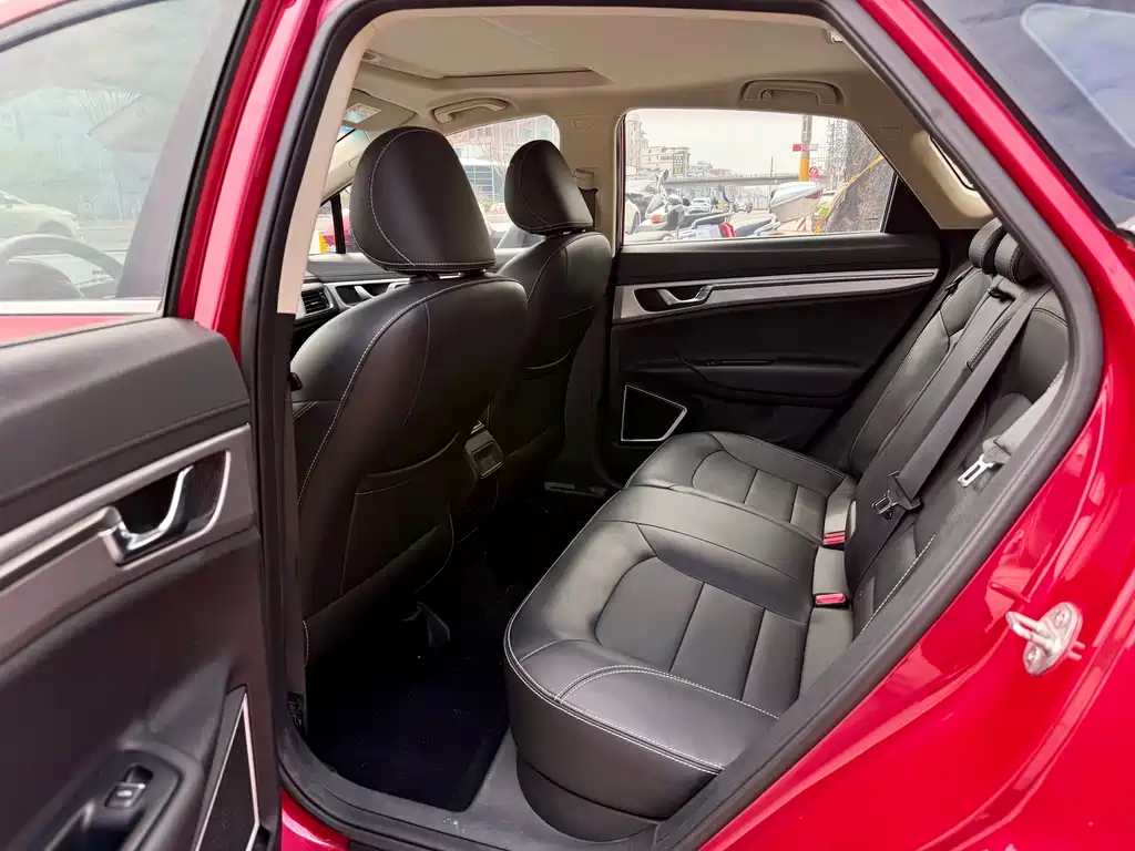 GEELY AUTOMOBILE EMGRAND GS