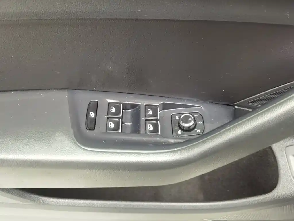 Volkswagen Magotan — миниатюра 9