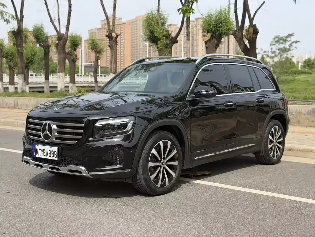 Mercedes-Benz GLB 2025