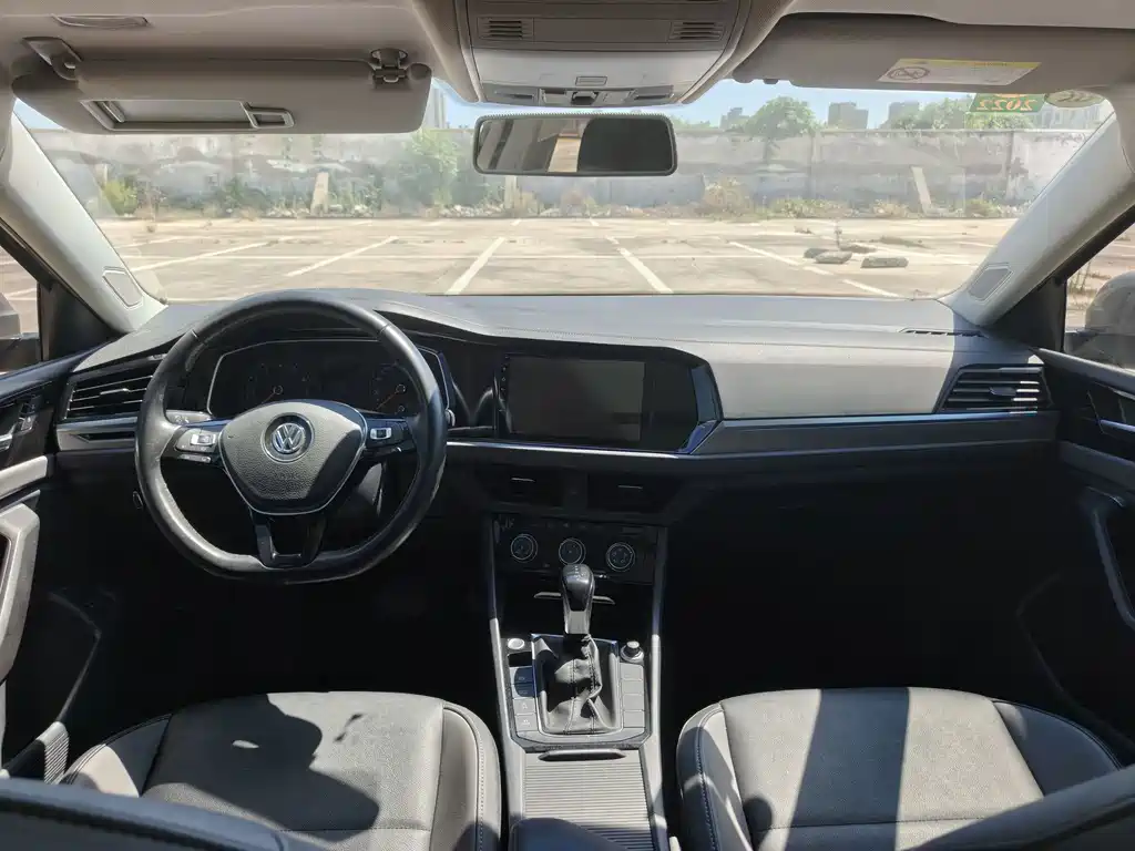 Volkswagen Sagitar — миниатюра 4
