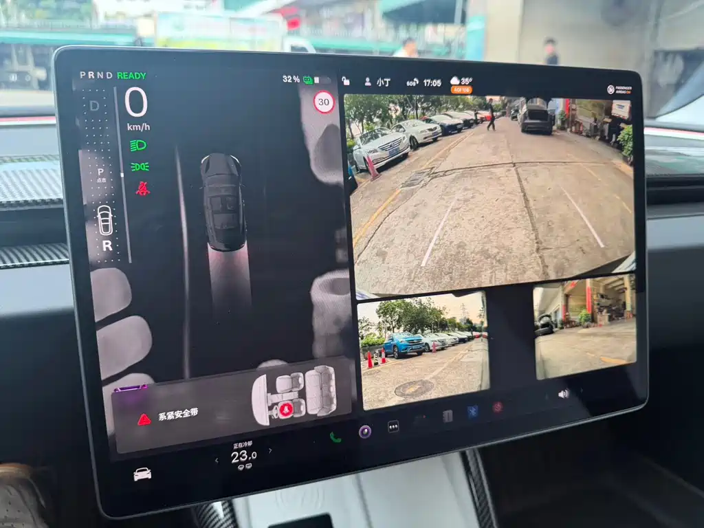 Tesla Model 3 — миниатюра 12