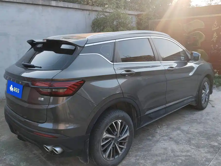 Geely Binyue — миниатюра 3
