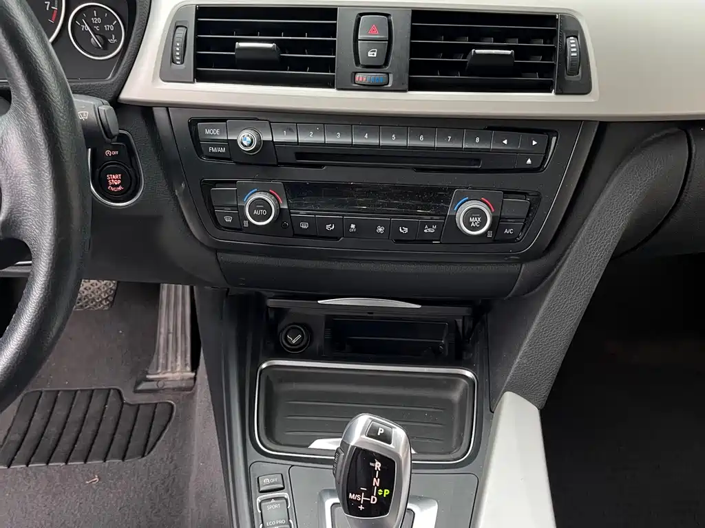 BMW 3 Series — миниатюра 9