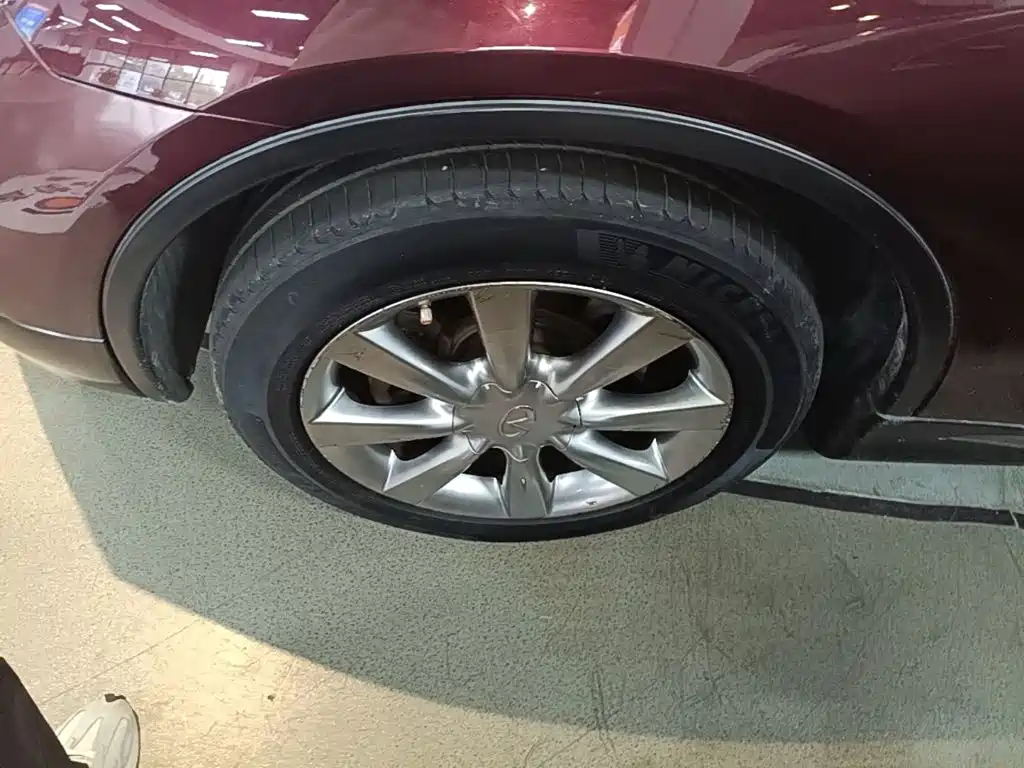 Infiniti QX50 — миниатюра 23