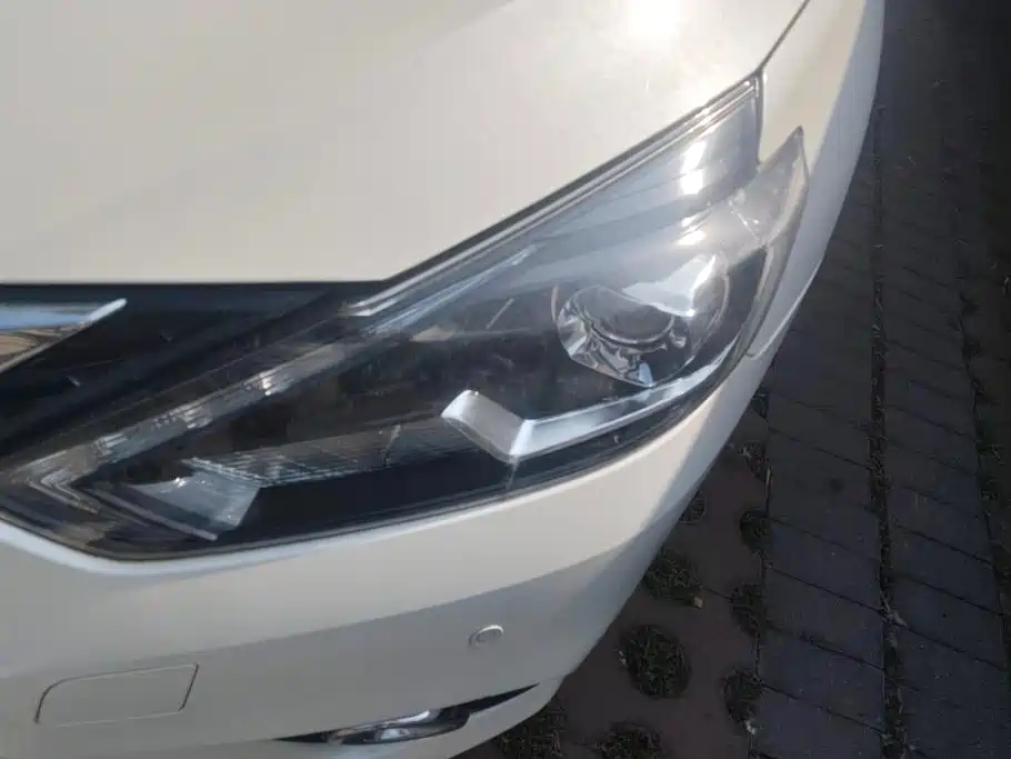 Nissan Sylphy — миниатюра 5