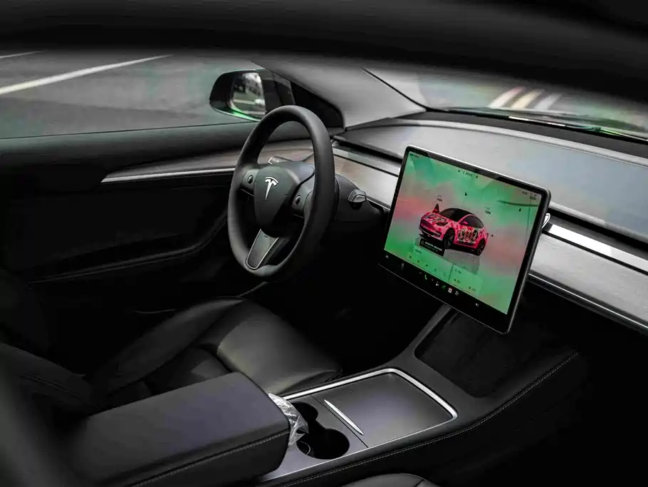 Tesla Model 3 — миниатюра 19