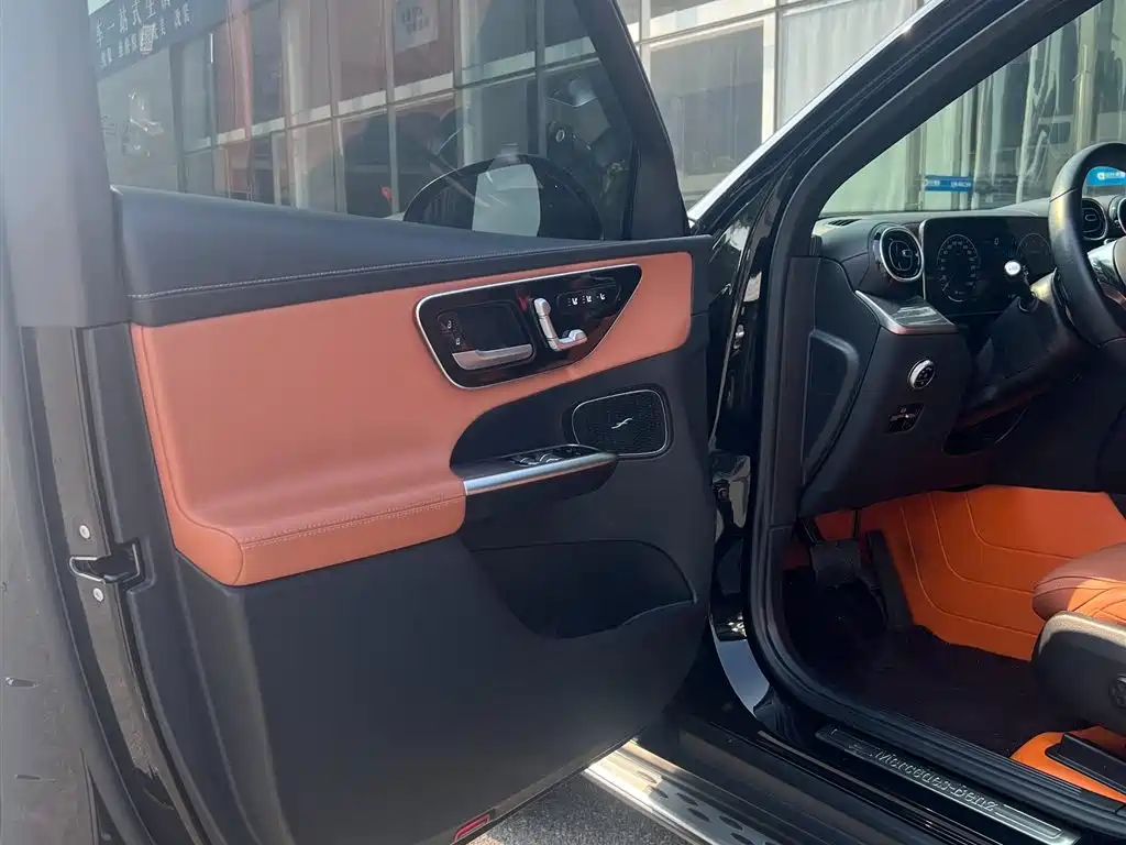 Mercedes-Benz GLC — миниатюра 13