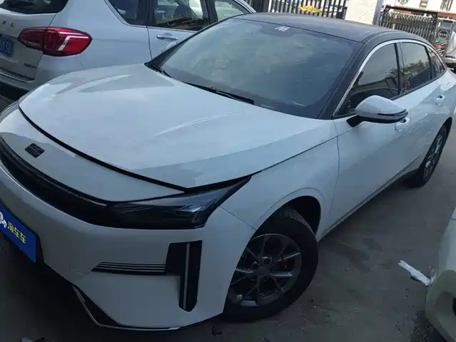 2025 Geely Galaxy L6