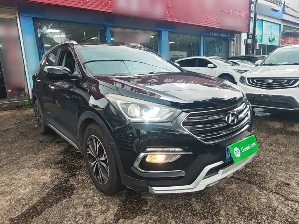 Hyundai Santa Fe — миниатюра 4