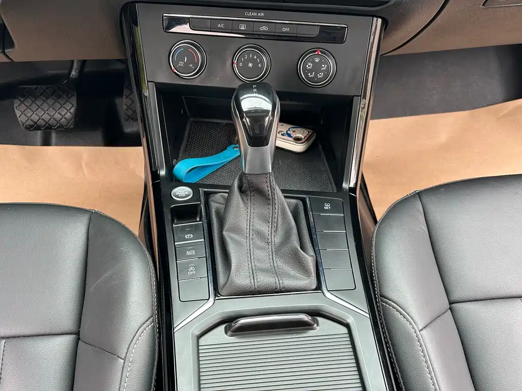 Volkswagen Passat — миниатюра 12