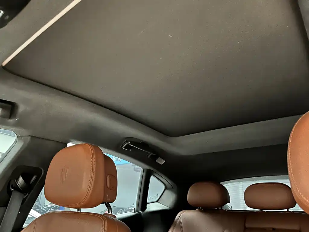 Maserati Levante — миниатюра 6