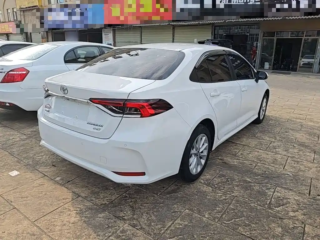 Toyota Corolla — миниатюра 7