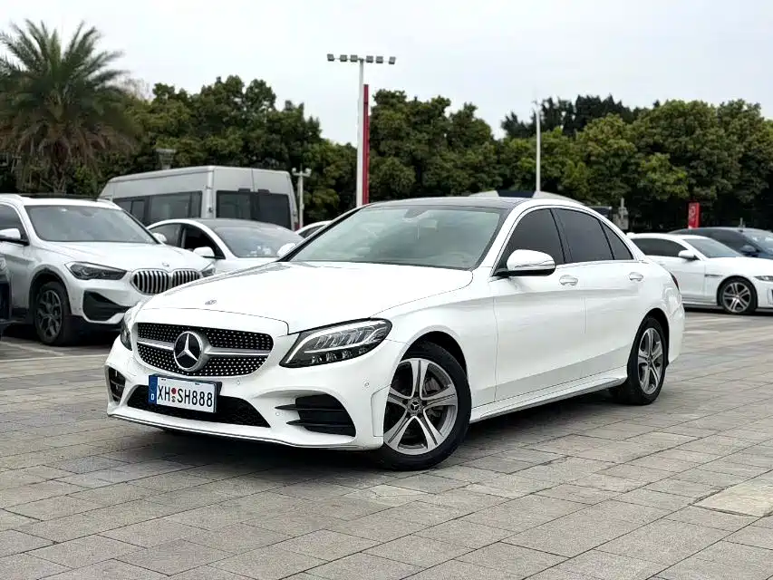 Mercedes-Benz C-Class 2019