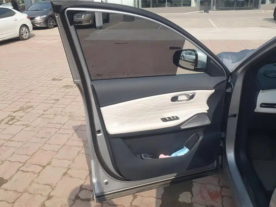 GEELY GALAXY GALAXY STARSHIP 7 EM I